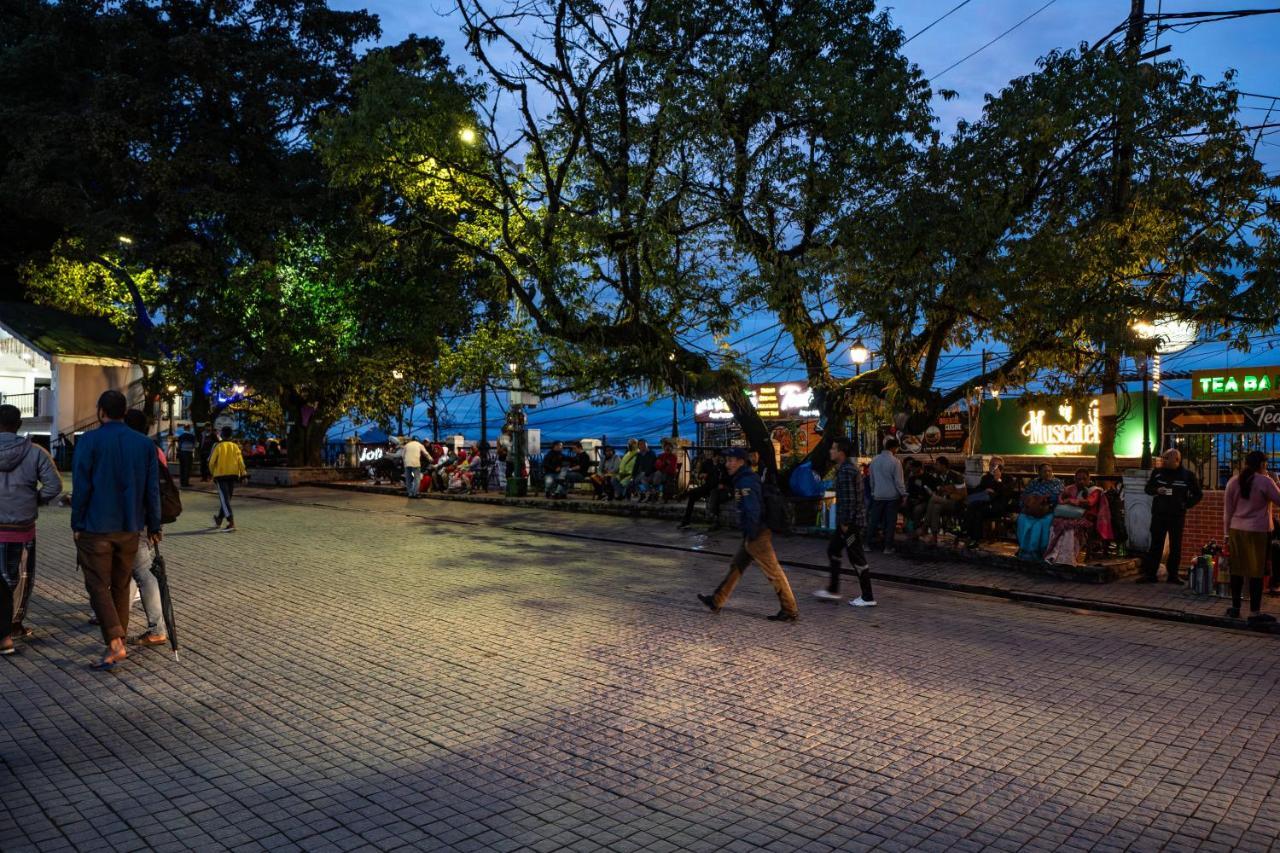 Muscatel Stardust - Chowrasta Mall Road Darjeeling  Extérieur photo